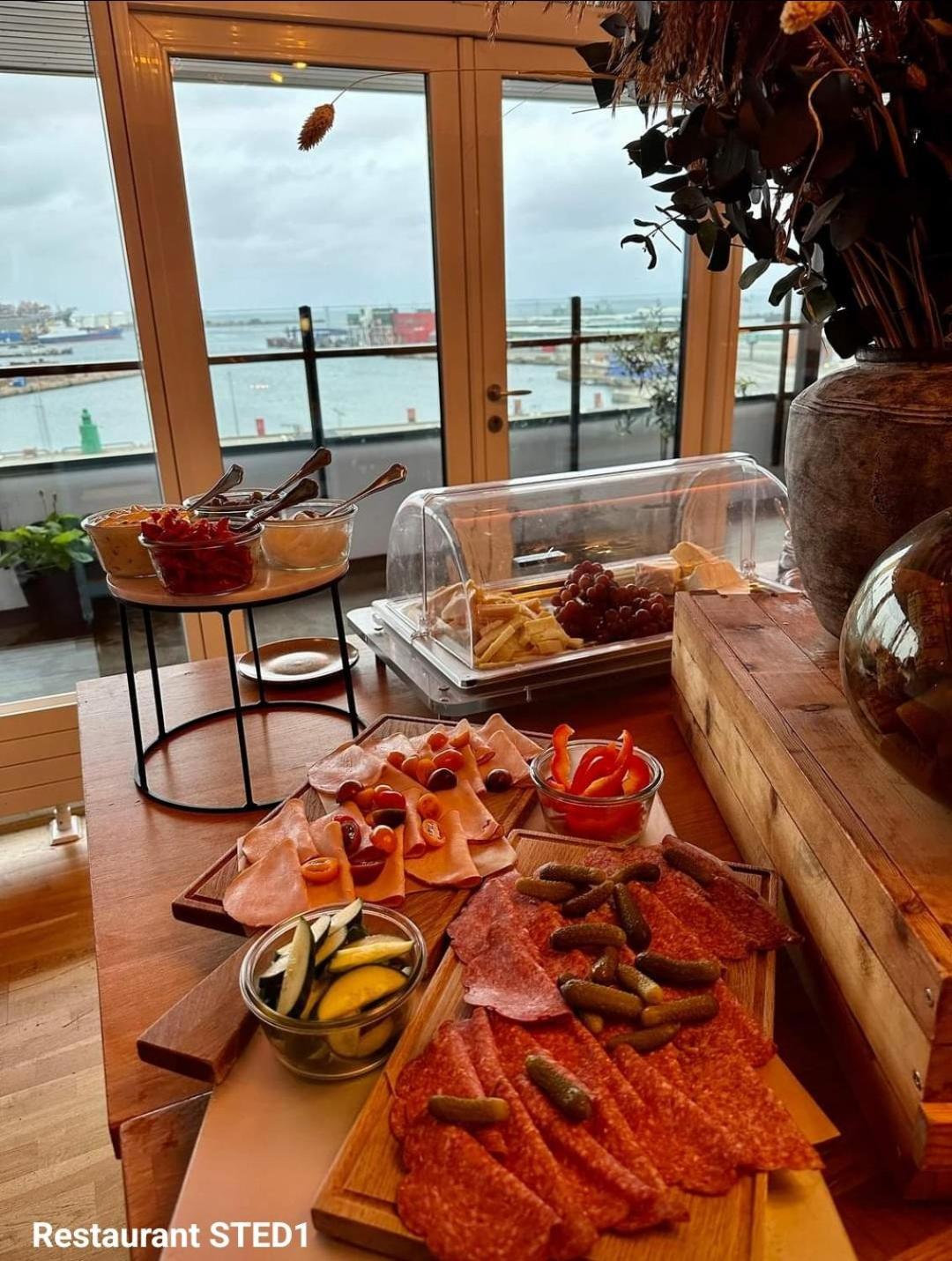 Harbour Living By Jutlandia - Hostel Style Frederikshavn község Kültér fotó